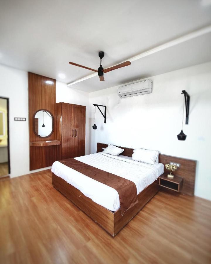 Rustic Vogue Otel Shamirpet Dış mekan fotoğraf