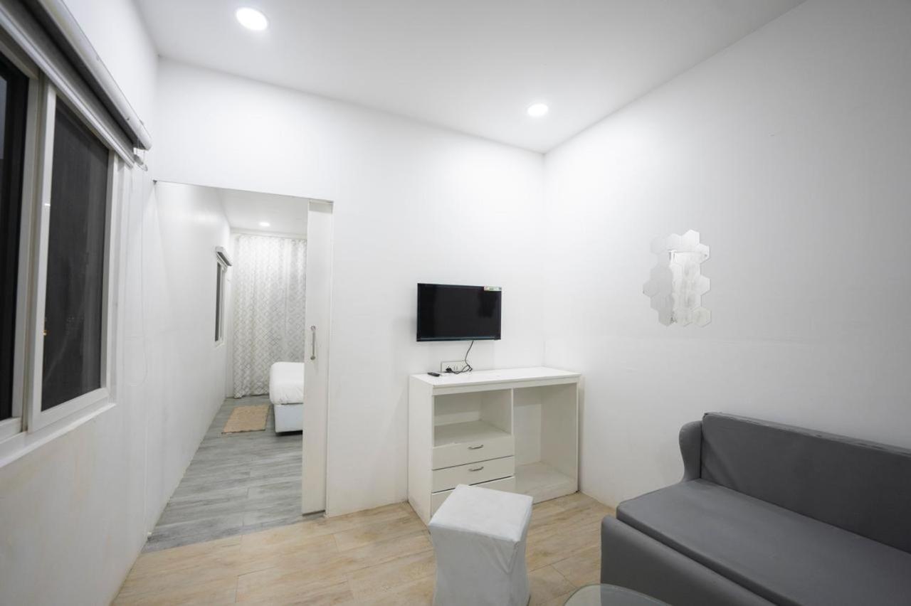 Rustic Vogue Otel Shamirpet Dış mekan fotoğraf